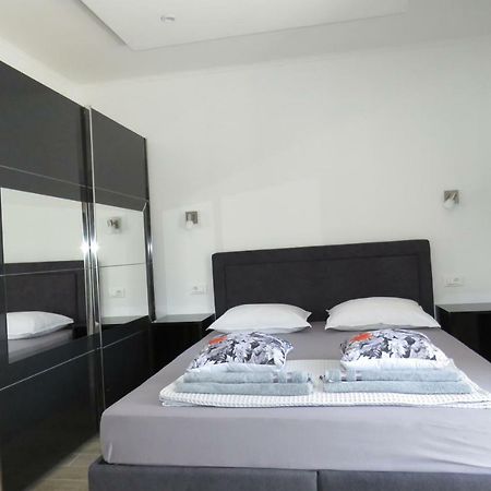 Lux Dalmatia I & R Makarska Exterior foto