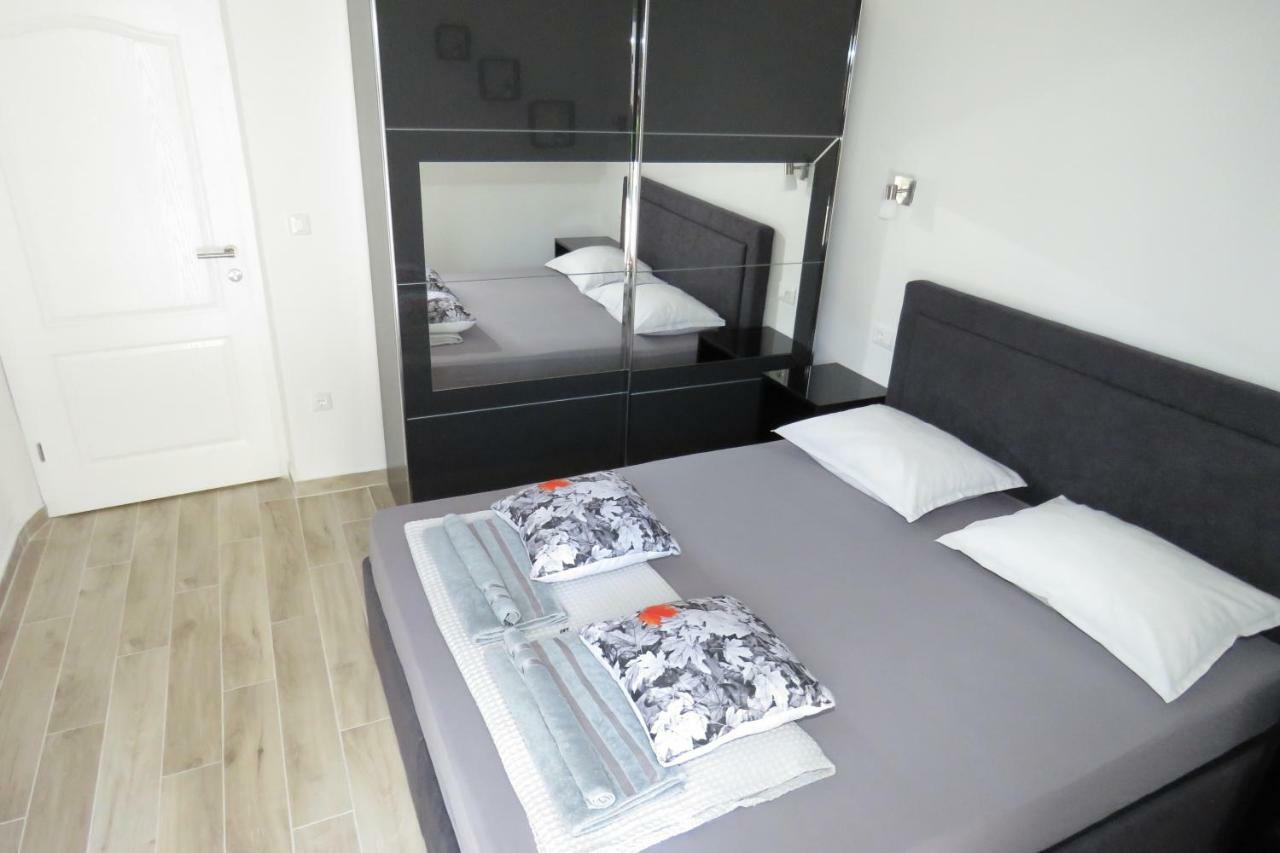 Lux Dalmatia I & R Makarska Exterior foto
