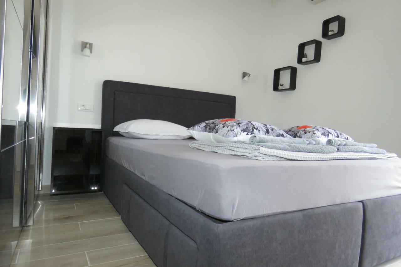 Lux Dalmatia I & R Makarska Exterior foto